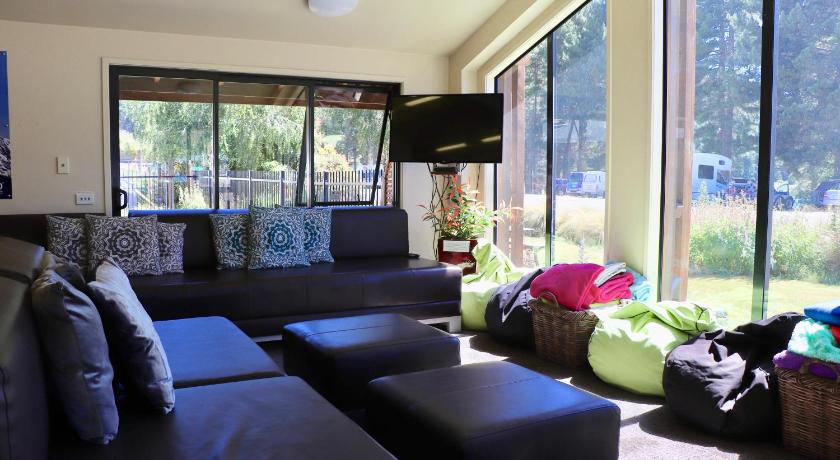 Lakefront Lodge Backpackers Lake Tekapo Ab 20 Agoda Com