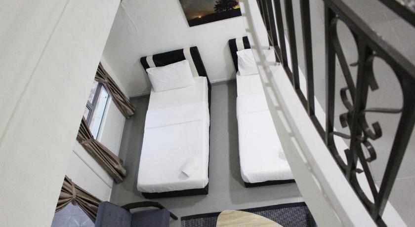 Image of Penthouse Executive 2 Rooms 7 Pax 12
