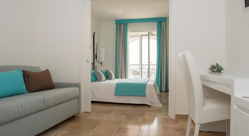 Image of Family Room 3