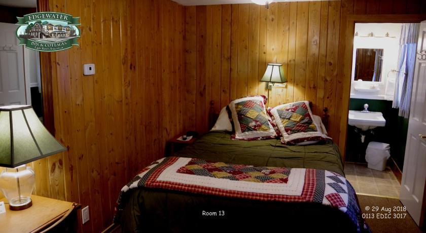 Edgewater Inn & Cottages photo