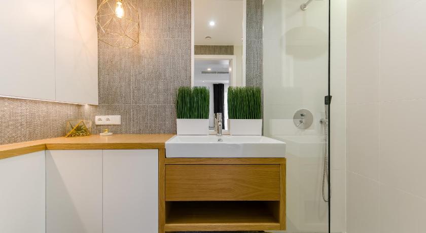 Old Town Premium Queen`s Apartments photo