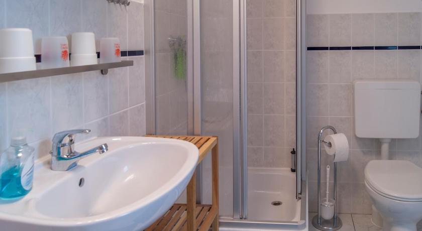 Ferienwohnung Am Waldrand photo