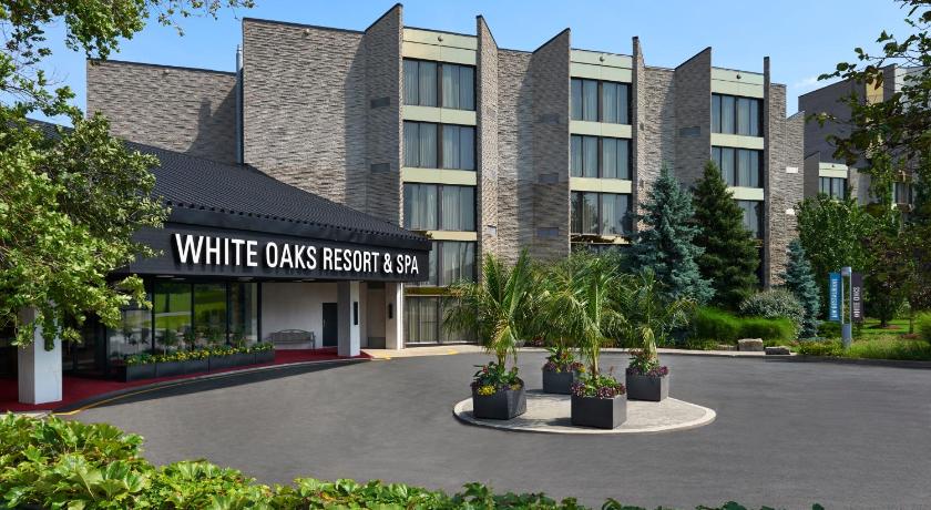 White Oaks Conference &amp; Resort Spa — Hotel in Niagara On The Lake (ON)