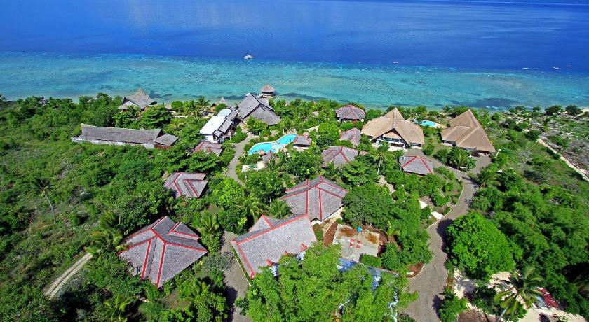 Exterior view, Dolphin House Resort Spa Diving in Cebu