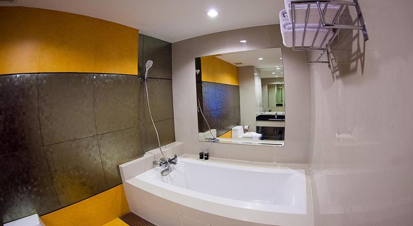 Image of Executive Sea View 2