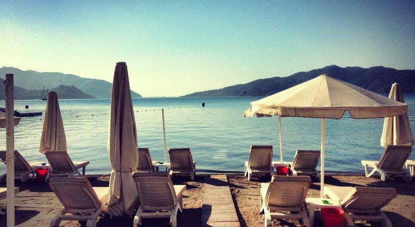 LA BEIRUT BEACH HOTEL photo