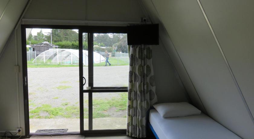 Image of A-Frame Cabin without Linen 3