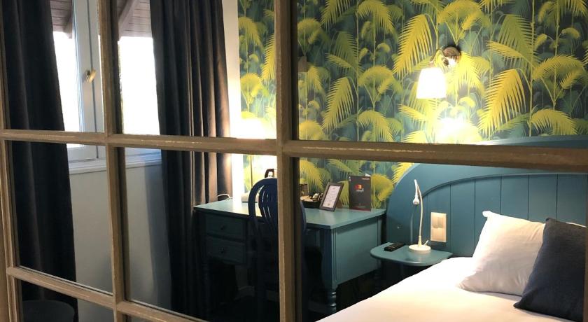 La Flambee — Hotel in Sennecey-Les-Dijon