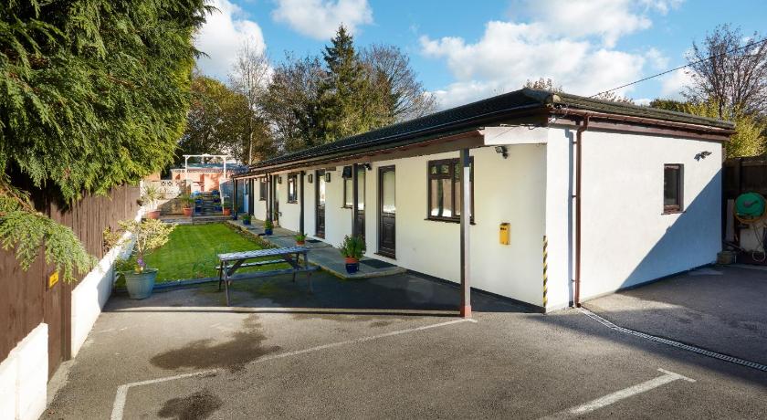 Conifers Guest House photo