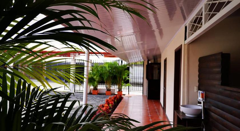 Hotel Amaranto — Hotel in San Ramon