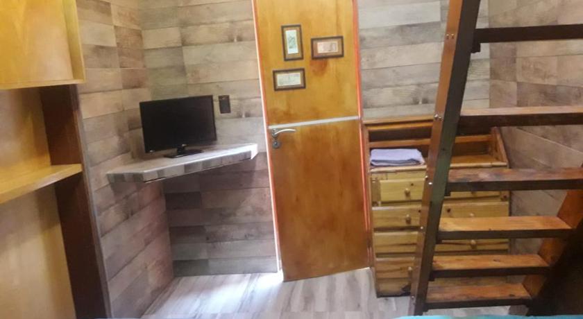 Image of Triple Room with Shared Bathroom 0