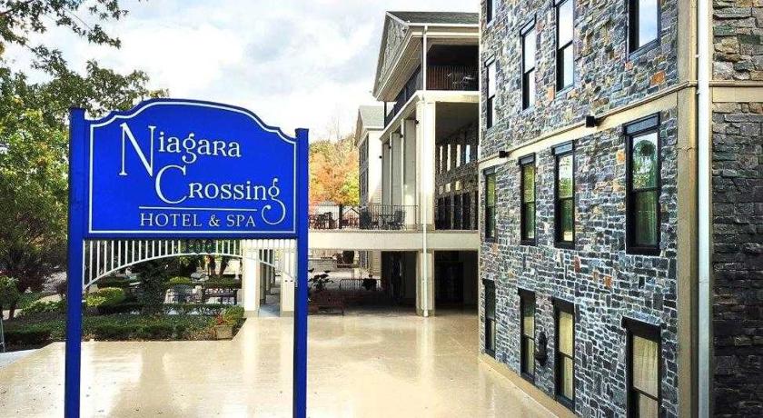 Niagara Crossing Hotel & SPA