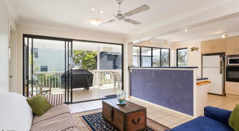 Image of Three-Bedroom Apartment on Roseby Court 3