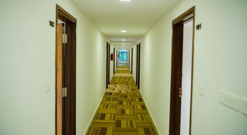 Hotel Karuna Residency