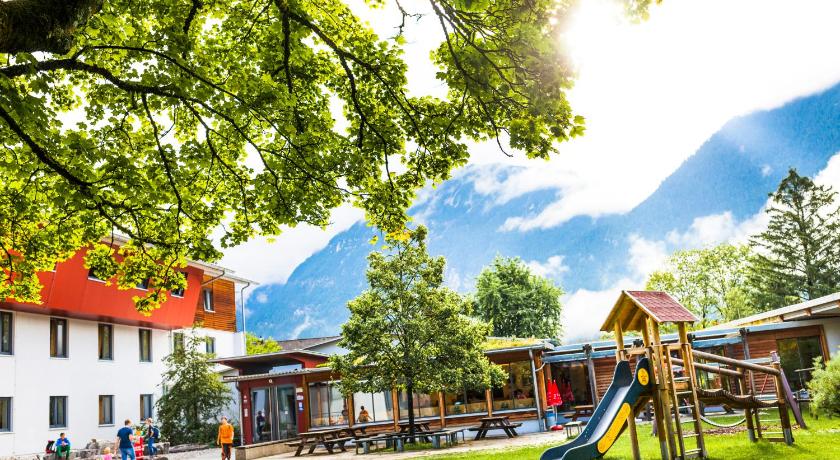 Jugendherberge Garmisch-Partenkirchen photo