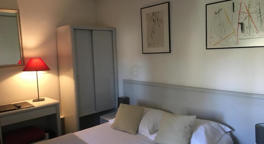 Image of Double Room with Shared Toilet 0