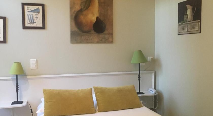 Image of Superior Room 9