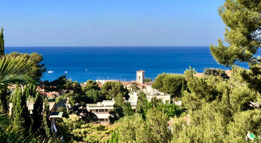 The Address Cassis In Cassis Room Deals Photos Reviews