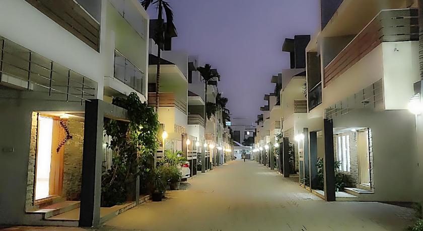 Swarna Sudarshan Service Apartments – Chennai, IL
