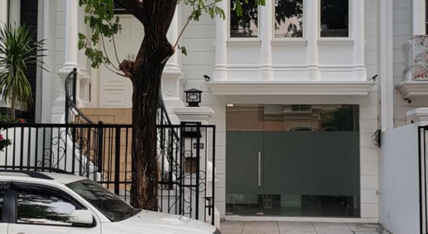 Golf Hotel Jakarta Hotels At Damai Indah Golf Country