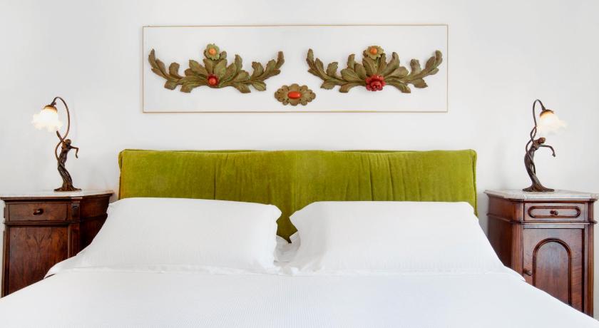 Image of Junior Suite 12