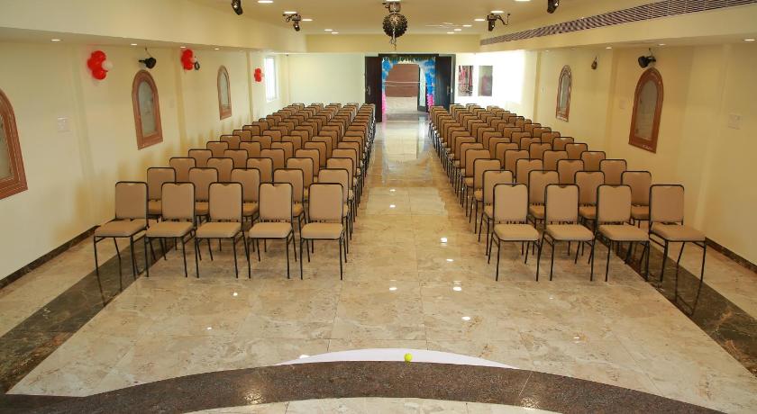 Hotel Ramyas photo
