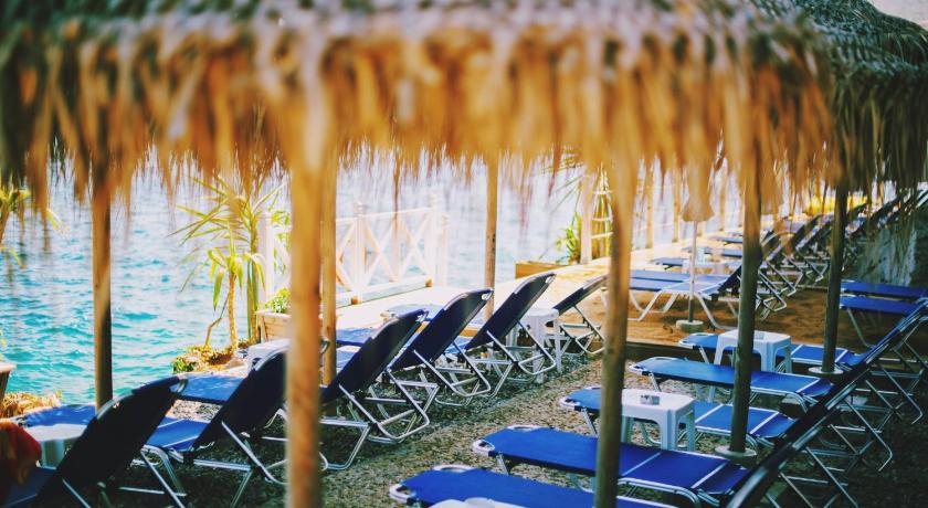 Karalis Beach