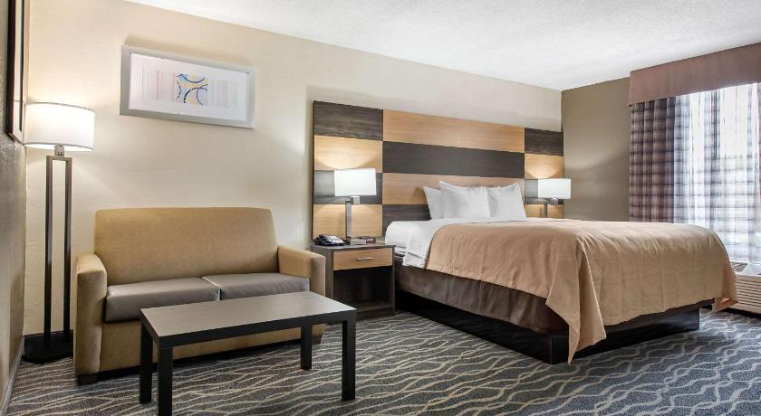 Quality Inn & Suites Lafayette I-65