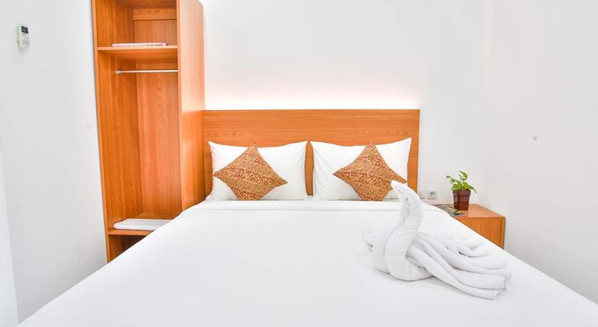 Image of Queen Room 0