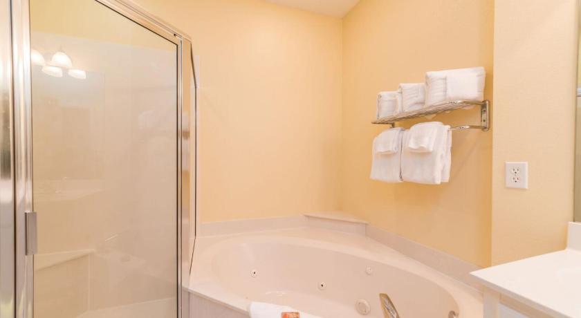 Image of Three-Bedroom Apartment - East 11