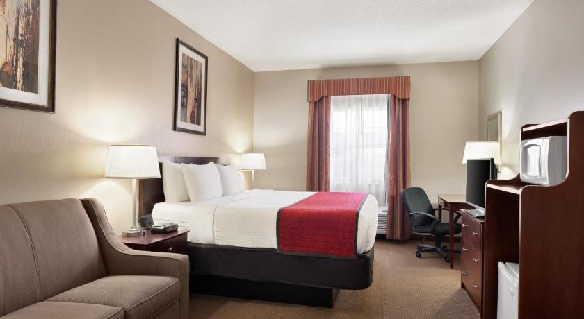 Ramada by Wyndham Elizabethtown