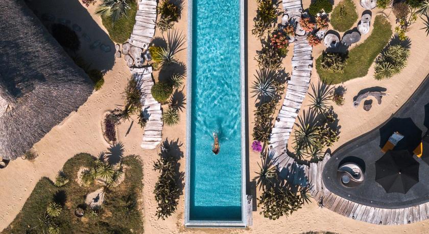 Samora Luxury Resort photo