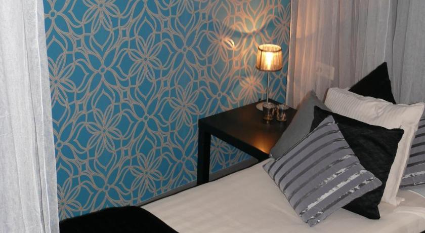 Image of Agadir Twin Room (Private bathroom in hallway) 10