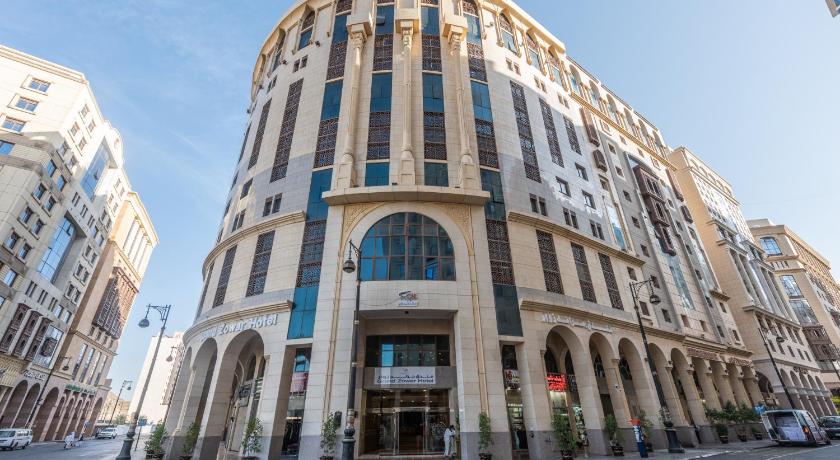 Grand Zowar Hotel — Hotel in Medina