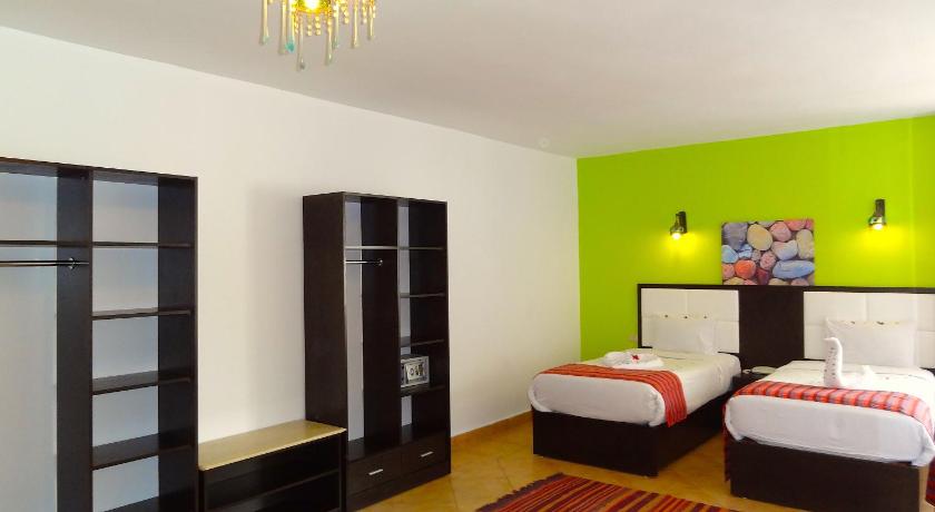 Image of Comfort Quadruple Room 4