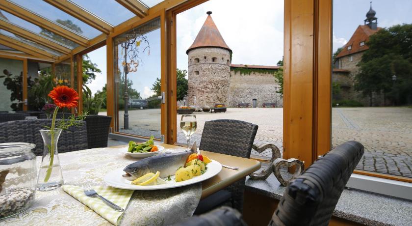 Gasthof Zur Burg — Hotel in Hohenberg an der Eger