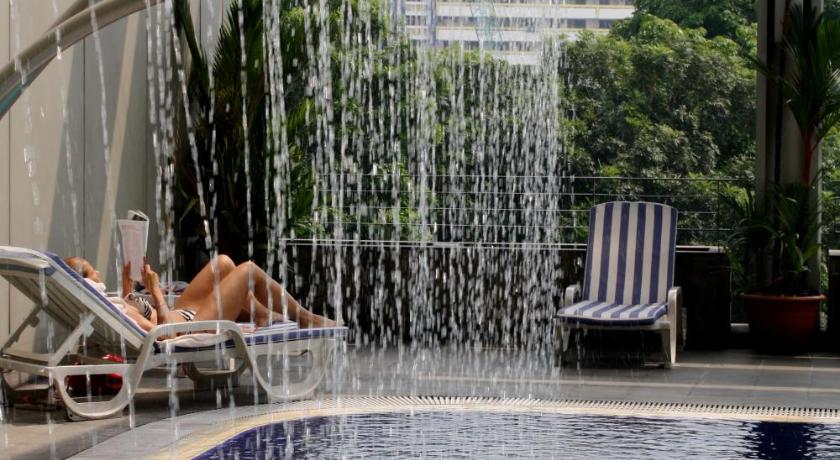 フラマ シティ センター ホテル Furama City Centre Hotel Sg Clean Certified シンガポール 安い料金 お得なプランを予約