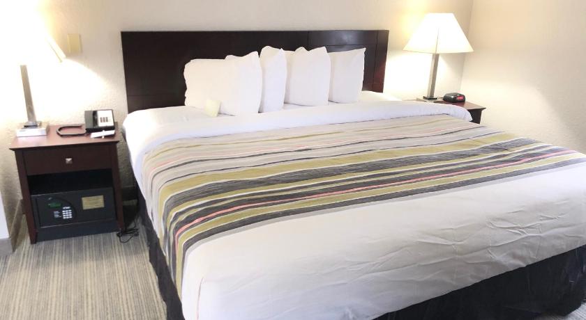 Country Inn & Suites by Radisson, Greenville, NC