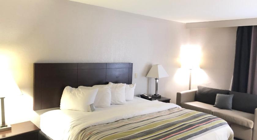 Country Inn & Suites by Radisson, Greenville, NC