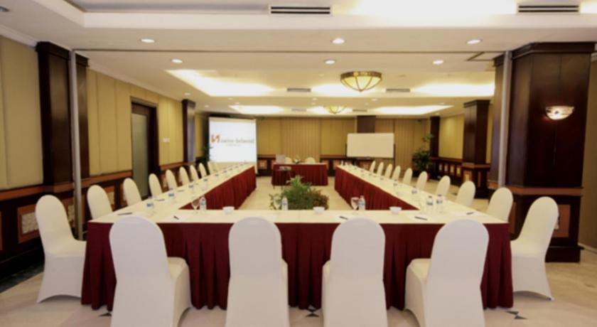 タラカン Swiss-Belhotel Tarakan 4つ星 ホテル 眺望