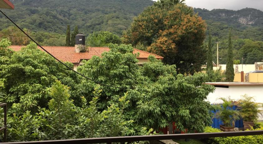 Hostal Aquismon photo