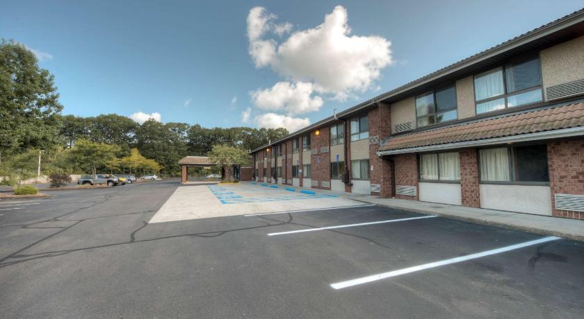 Motel 6-Branford, CT - New Haven