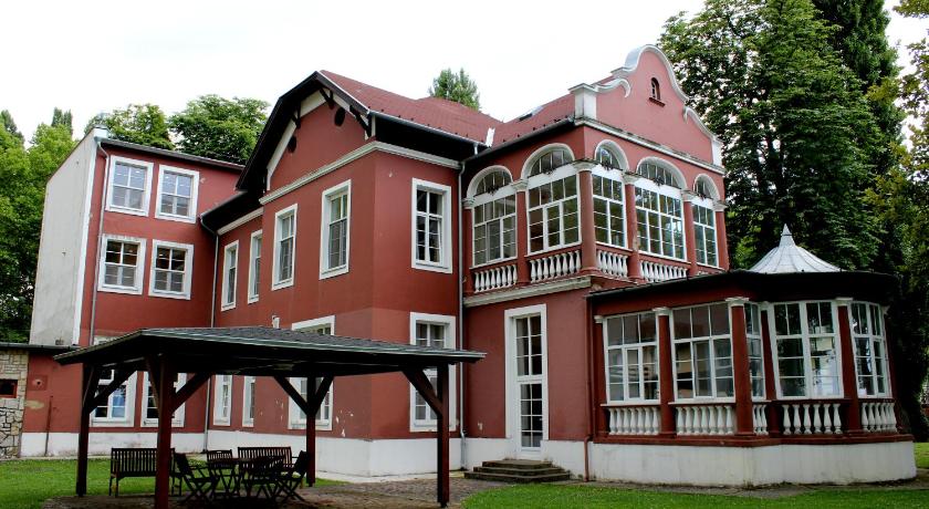 BF Hotel — Hotel in Balatonlelle