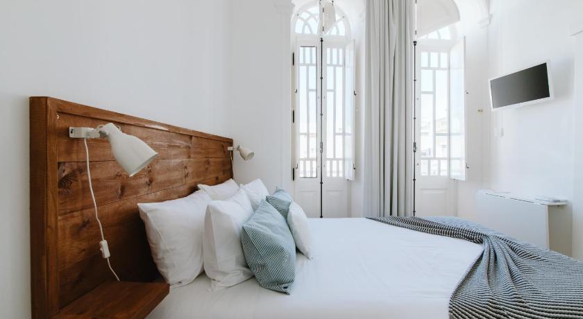 Image of Double Room with Private Bathroom 1