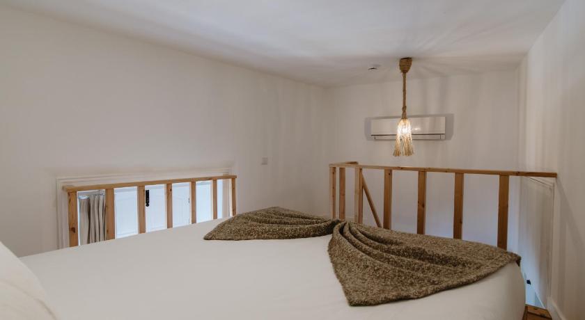 Image of Large Double Room 8