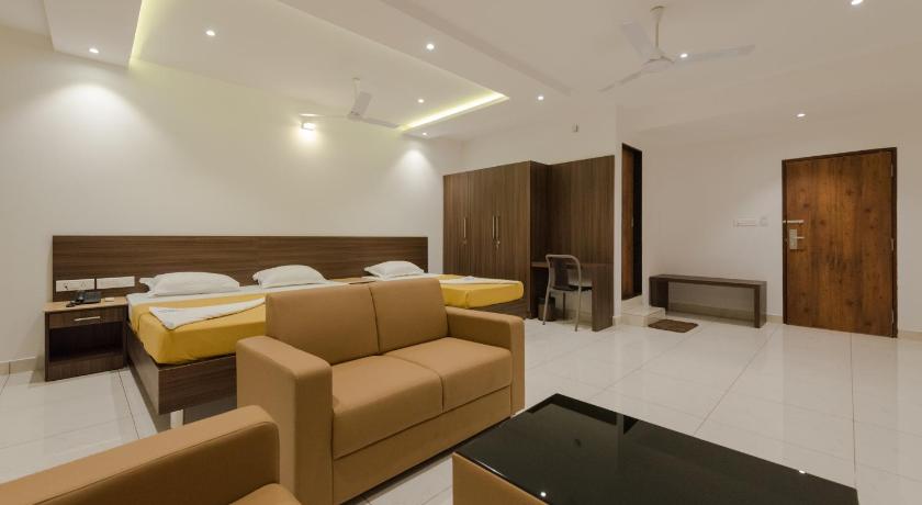 Hotel Karuna Residency