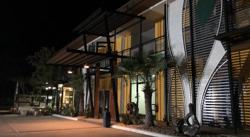 The C hotel – Amnat Charoen, TN