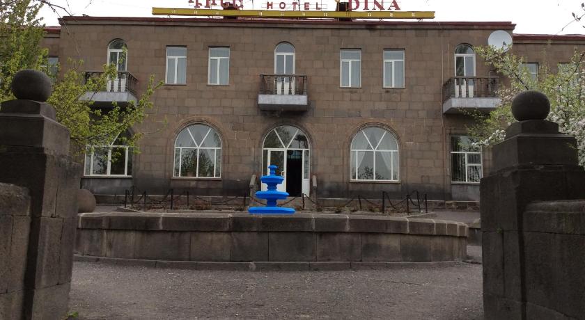 DINA