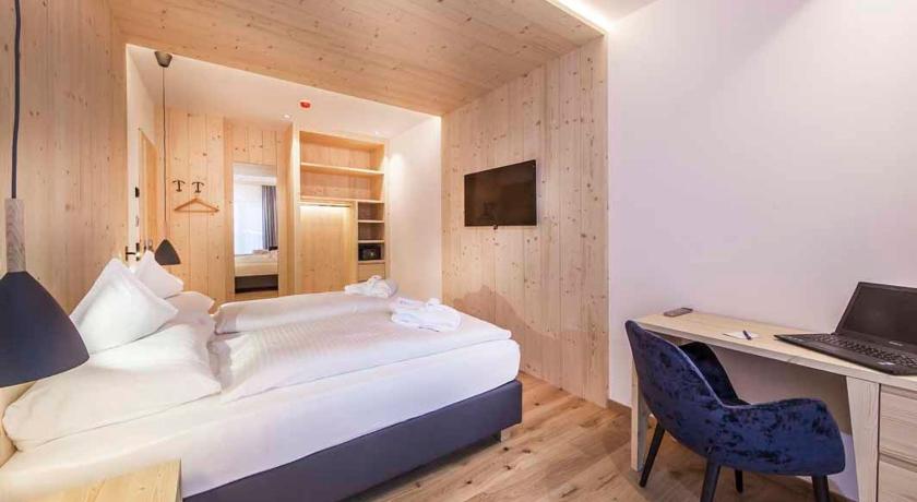 Hotel Garni Broi - Charme & Relax photo
