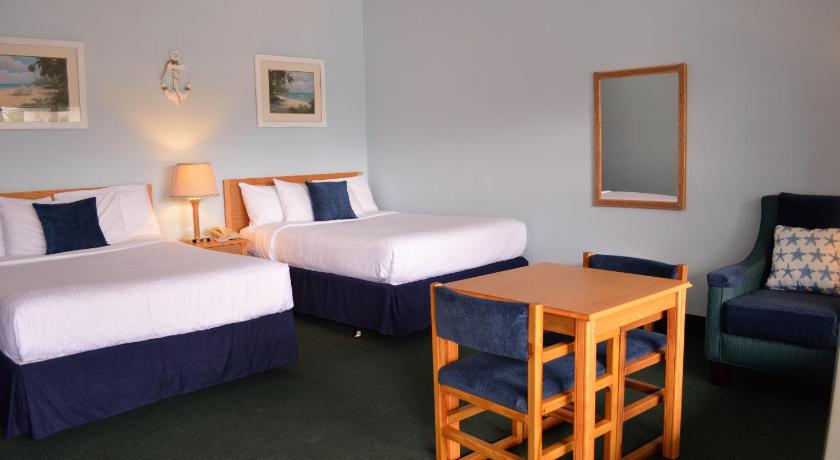 Dockside Inn & Resort photo